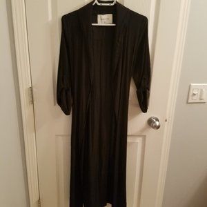 Aritzia Kahlo robe